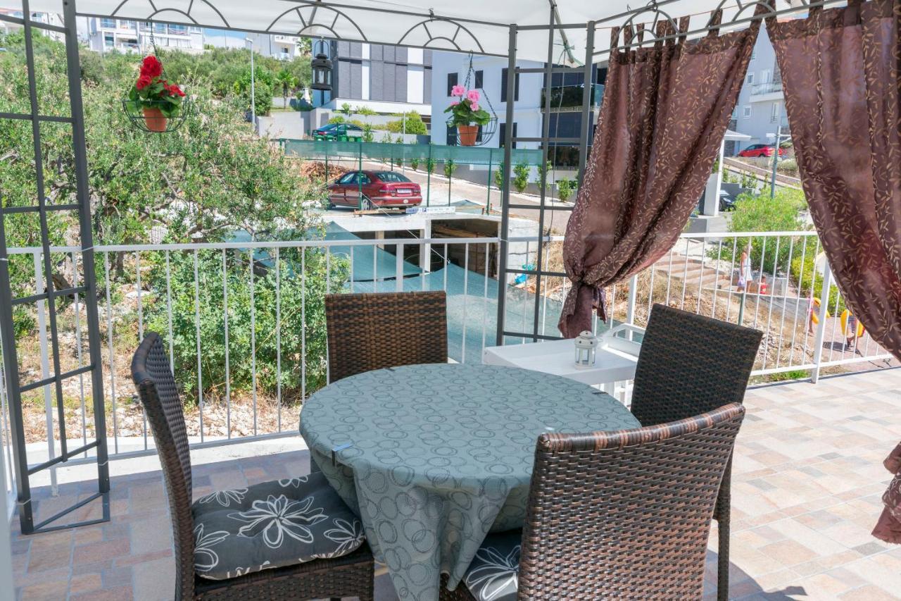 Apartments Zmika Primošten Εξωτερικό φωτογραφία