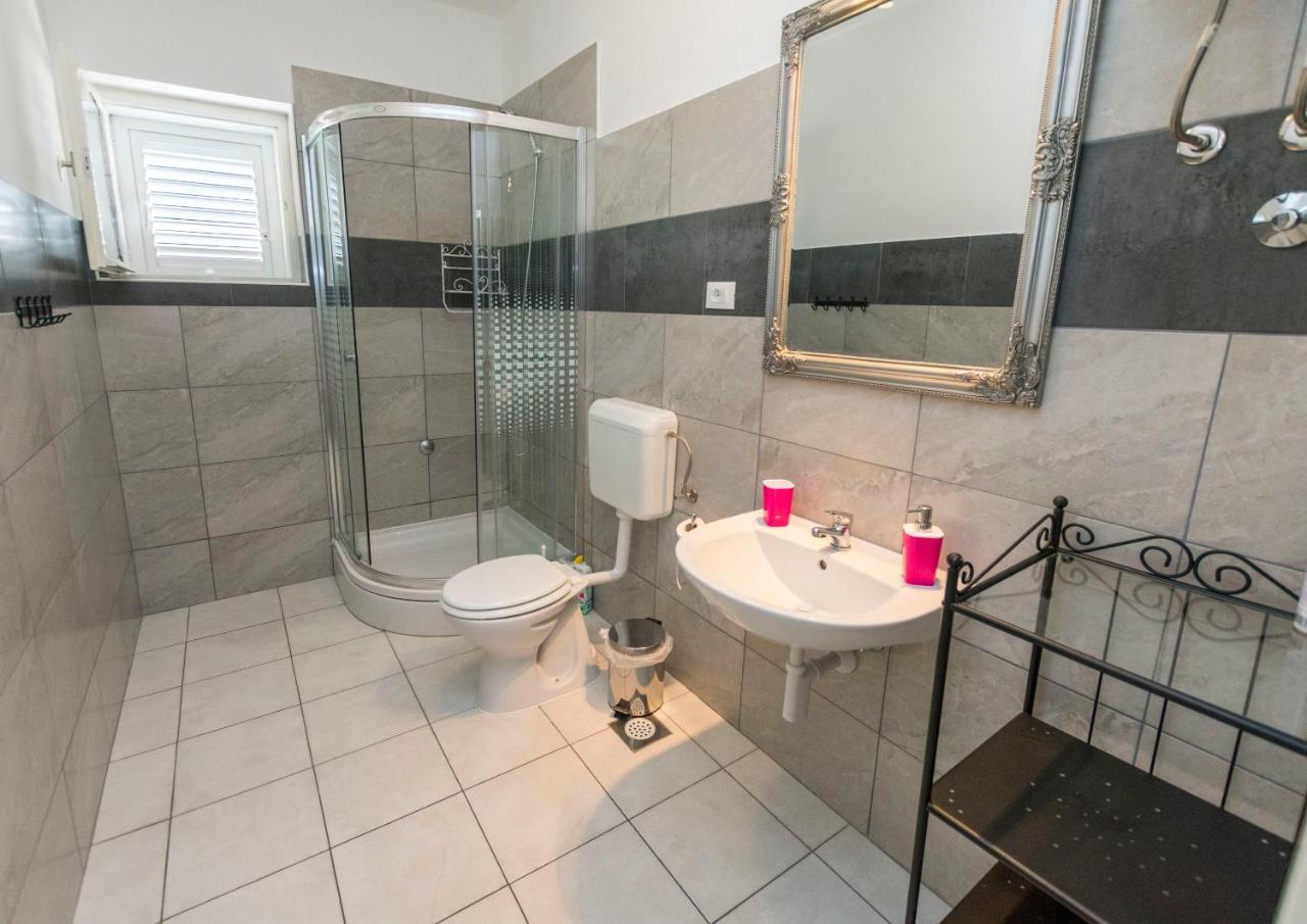 Apartments Zmika Primošten Εξωτερικό φωτογραφία
