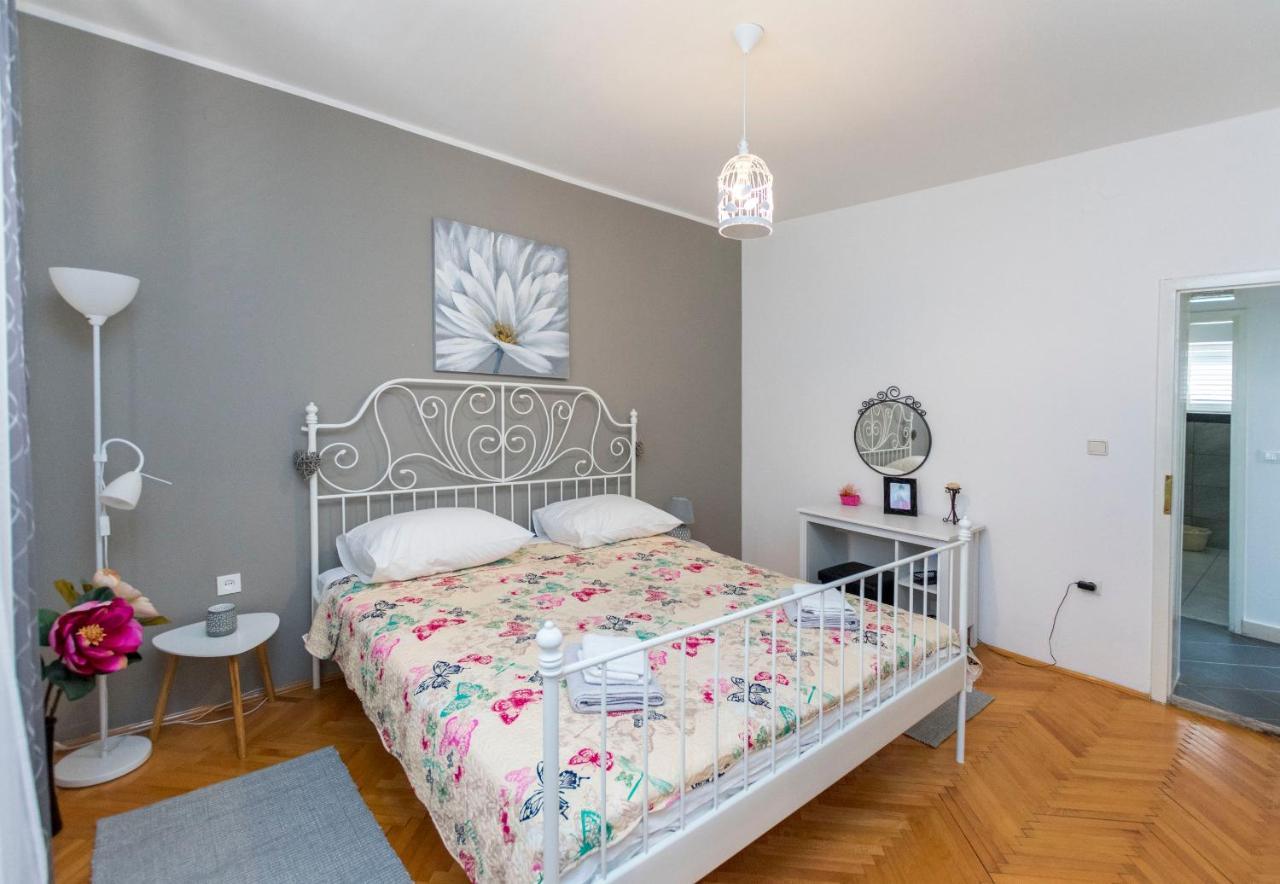 Apartments Zmika Primošten Εξωτερικό φωτογραφία