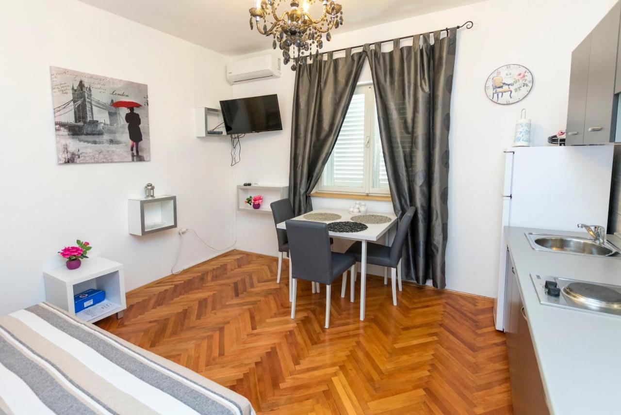 Apartments Zmika Primošten Εξωτερικό φωτογραφία